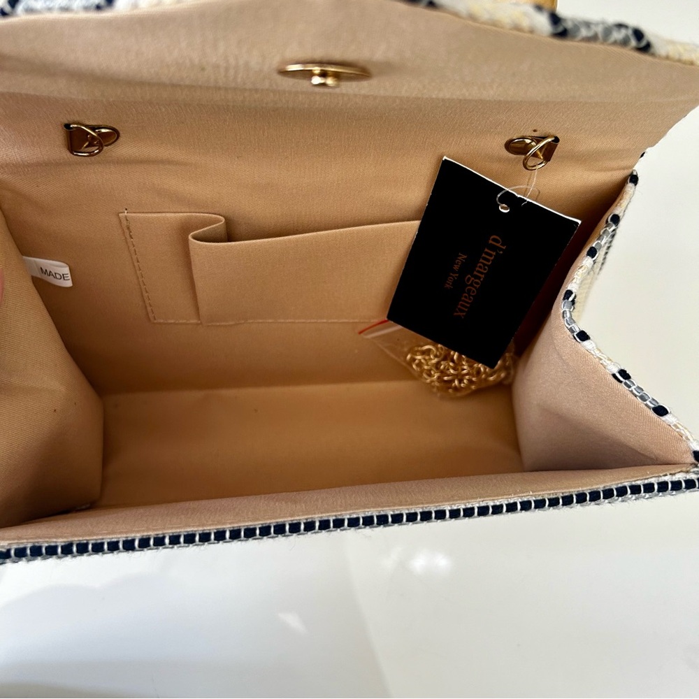 Striped Straw Top-Handle Bag with Wood Bead Handle - Picture 6 of 11